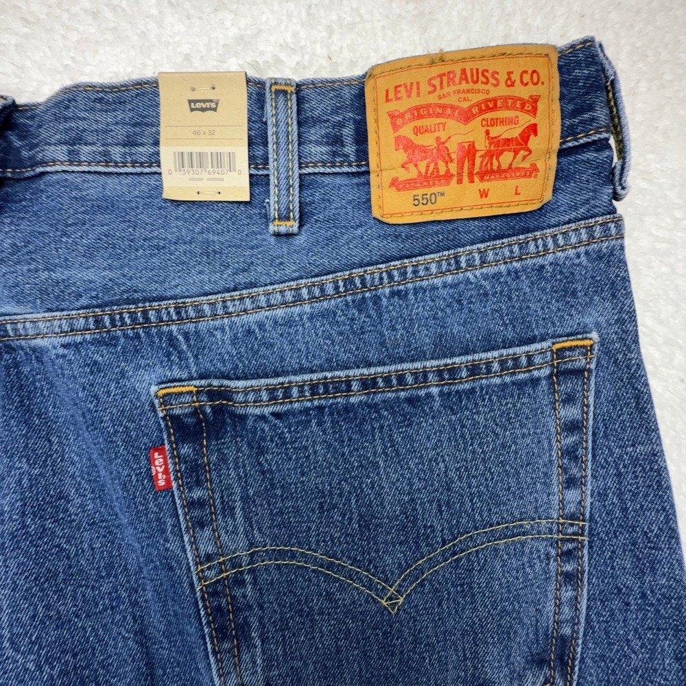 Levis 550 Relaxed Fit Tapered Leg Blue Jeans Mens 46x32 01550-4891 Waterless NWT